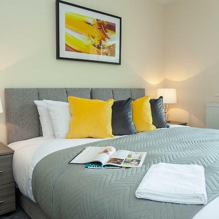 4 Bed Home, Driveway Parking Ideally Located In Latchford, Warrington - Executive St Marys House 외부 사진