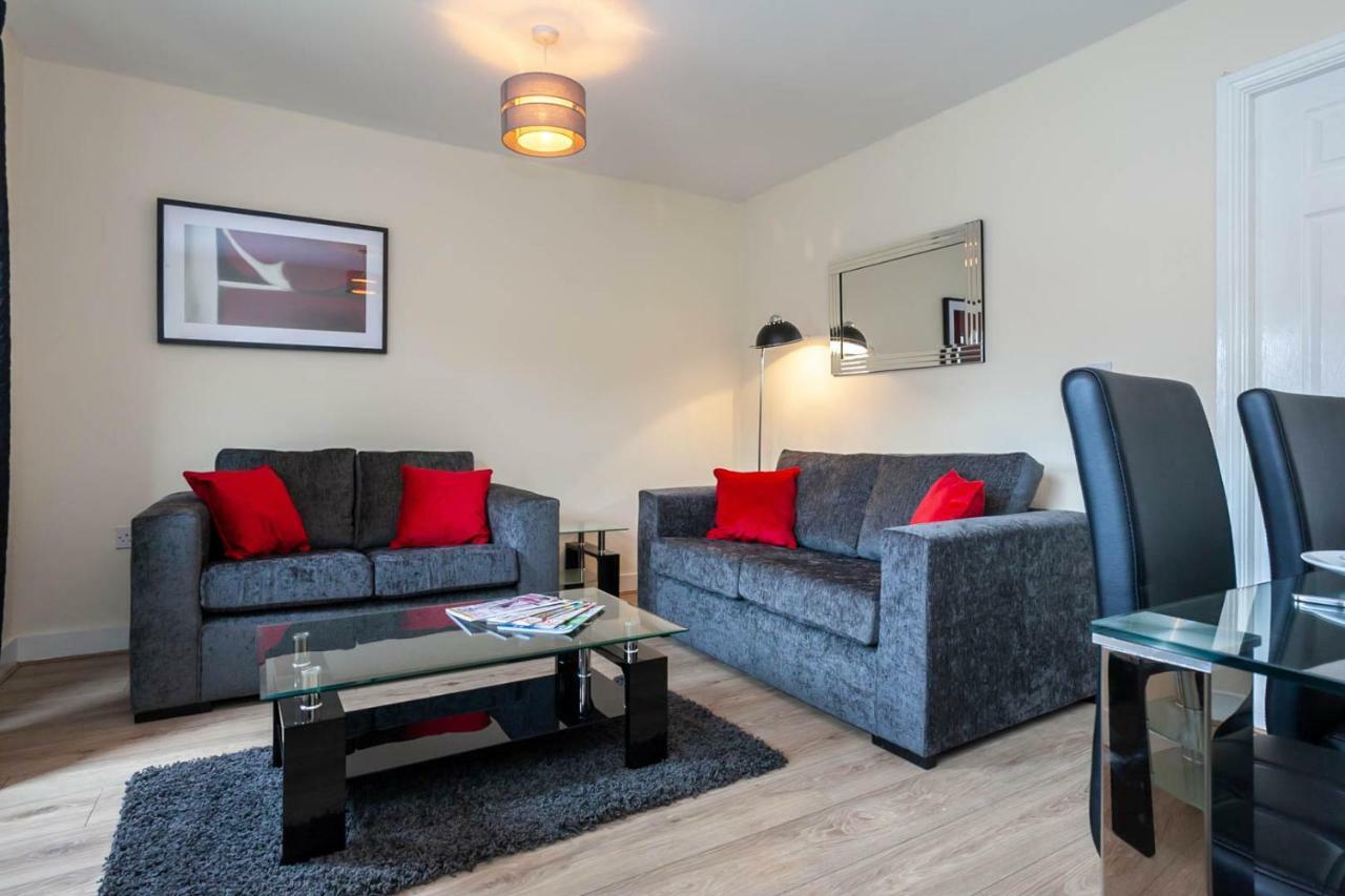 4 Bed Home, Driveway Parking Ideally Located In Latchford, Warrington - Executive St Marys House 외부 사진