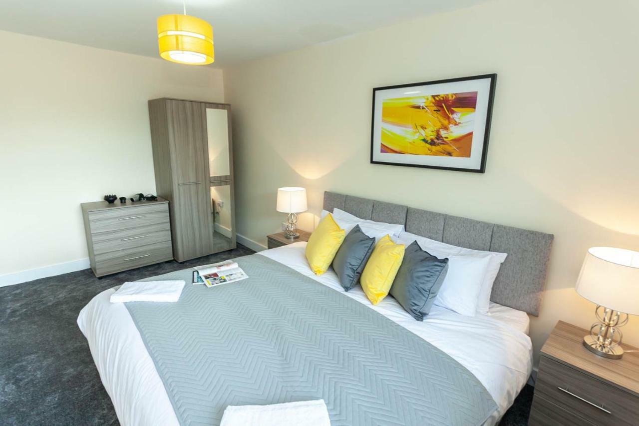 4 Bed Home, Driveway Parking Ideally Located In Latchford, Warrington - Executive St Marys House 외부 사진