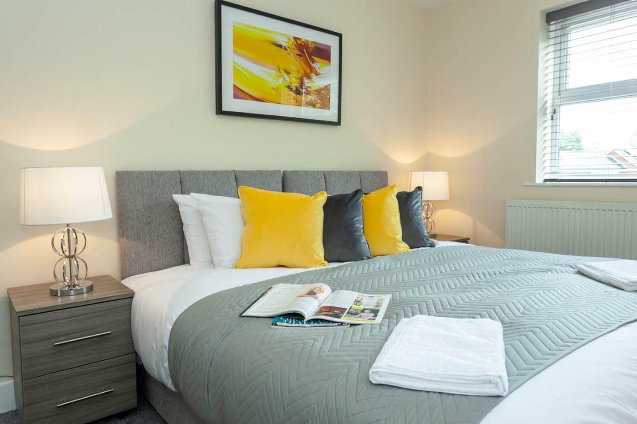 4 Bed Home, Driveway Parking Ideally Located In Latchford, Warrington - Executive St Marys House 외부 사진